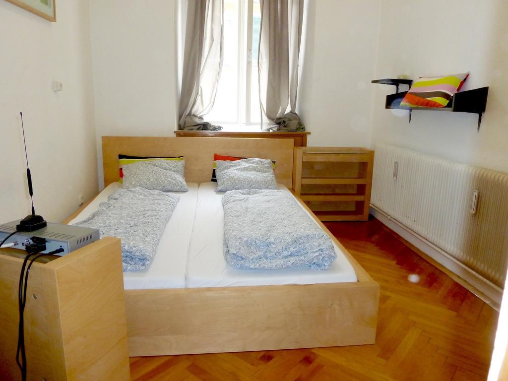 Apartment Jakominiplatz Graz Værelse billede