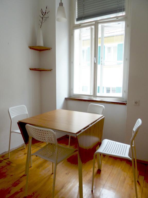 Apartment Jakominiplatz Graz Værelse billede